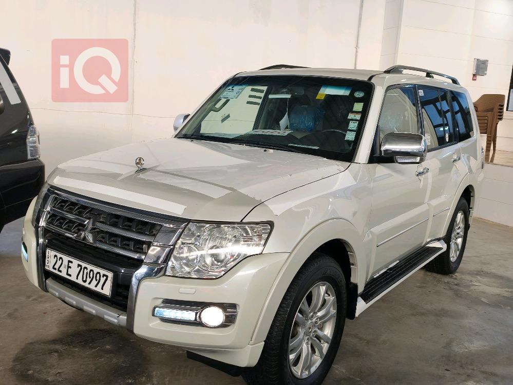 ميتسوبيشي باجيرو